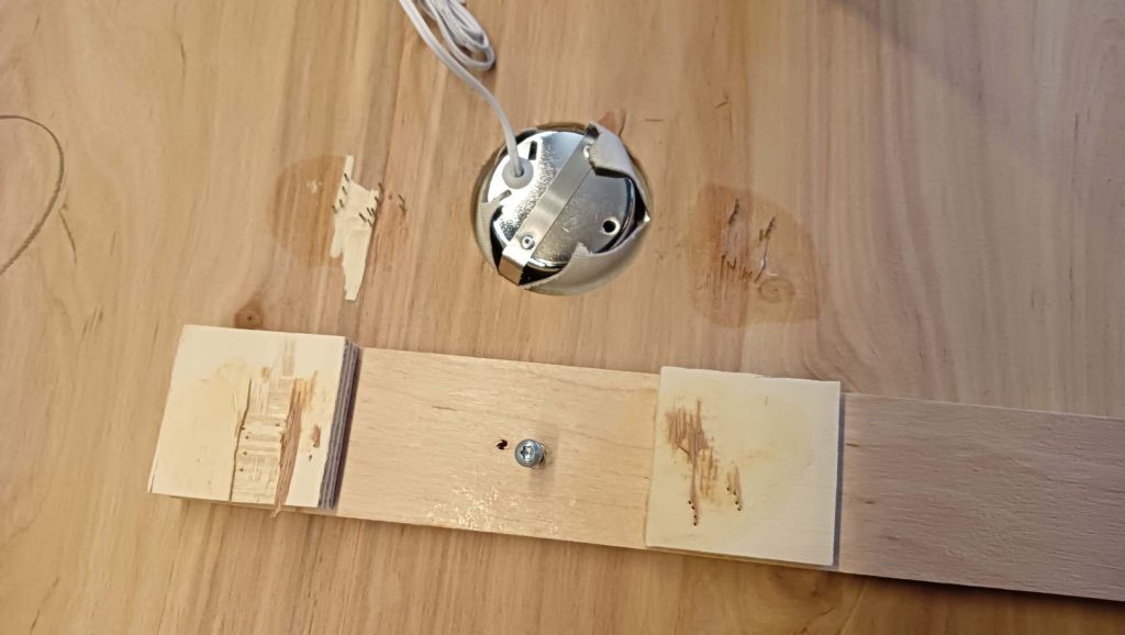 Beschädigung Dachverkleidung KNAUS VAN TI Vansation